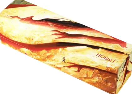 Gamegenic Magic: The Gathering - Dungeon S 550+ Convertible Deckbox: The Hobbit - Smaug, the Golden
