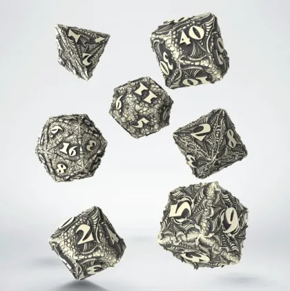 Q-Workshop -Dracopolis RPG Dice Set: The Scandinavian Blackfang (7-delig)