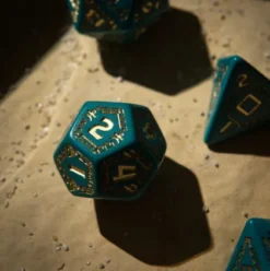 Q-Workshop - RuneQuest RPG Dice Set: Turquoise & Gold (7-delig)