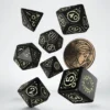 Q-Workshop - The Witcher RPG Dice Set: Ciri - The Zireael (8-delig)