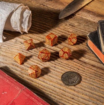 Q-Workshop - The Witcher RPG Dice Set: Vesemir - The Wise Witcher (8-delig)